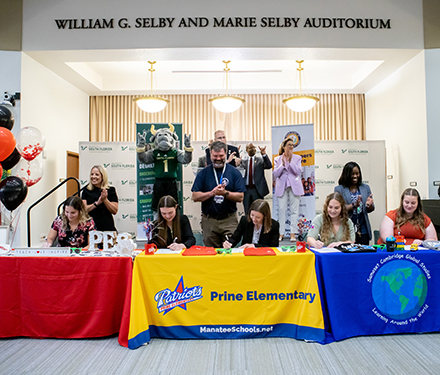 teacher signing day