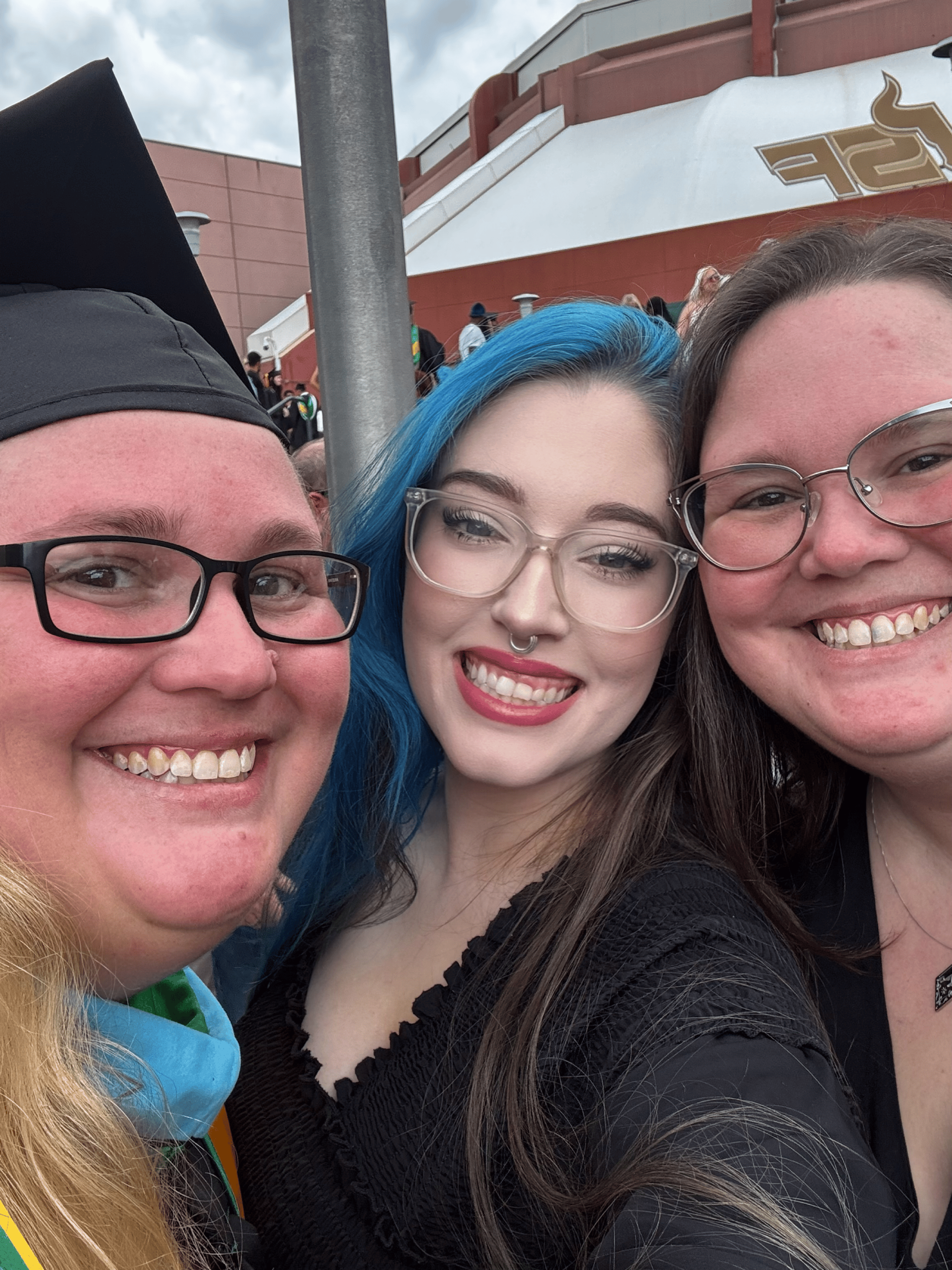 Brittany alongsie her family as graduation