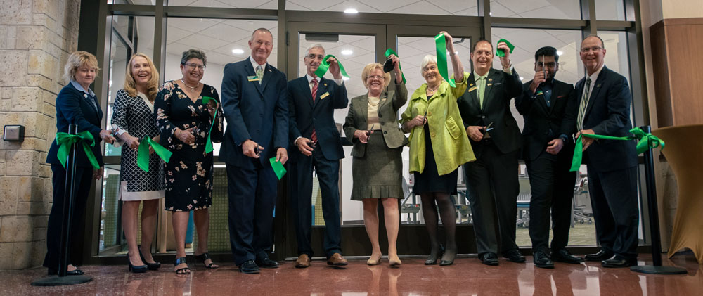 USF leaders cut ribbon on new study center